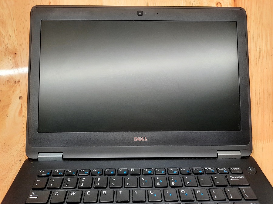 Laptop Dell latitude E7270 core I5